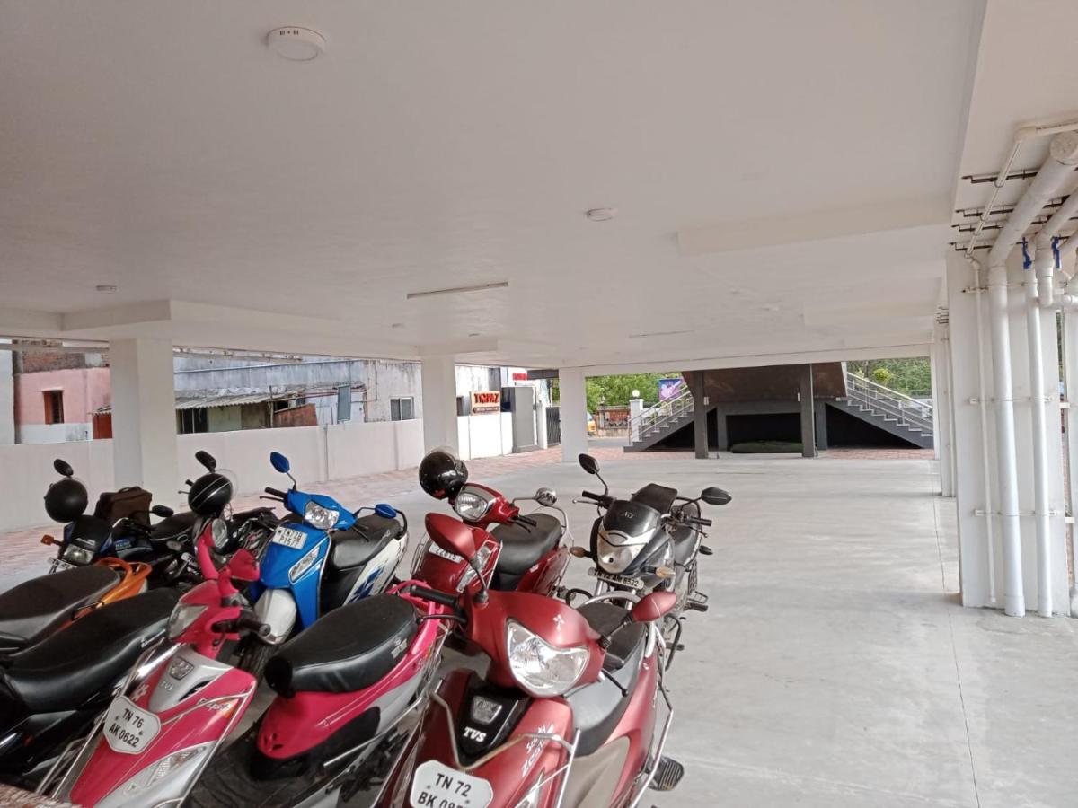 Hotel John Towers Tirunelveli Exterior foto